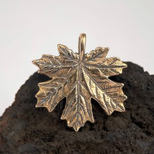 JAVOROVÝ LIST, PŘÍVĚŠEK BRONZ - PŘÍVĚSKY - ŠPERKY