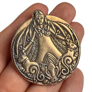 FREYA VIKINSKÝ AMULET BRONZ - BRONZOVÉ ŠPERKY - ŠPERKY