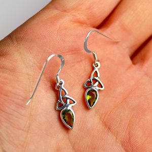 KELTSKÝ UZEL, STŘÍBRNÉ NÁUŠNICE 925/1000 CZ - NÁUŠNICE - STŘÍBRNÉ ŠPERKY