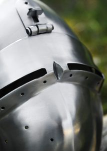 NĚMECKÝ BASCINET KLAPPVISOR, STŘEDOVĚKÁ PŘILBA, 2 MM PLECH - STŘEDOVĚKÉ PŘILBY - ZBROJE