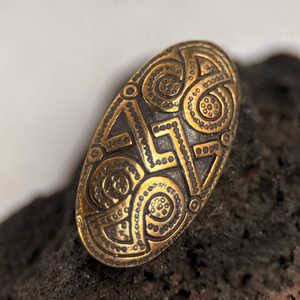 OVÁLNÁ BROŽ VIKING - BROŽE A KNOFLÍKY - ŠPERKY