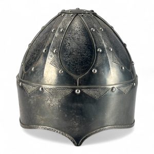 PŘILBA Z DOBY STĚHOVÁNÍ NÁRODŮ, ZDOBENÁ - VIKINSKÉ PŘILBY - ZBROJE