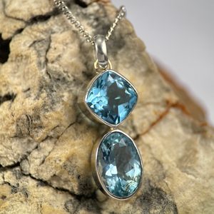 KRYPTONITE, LUXUSNÍ STŘÍBRNÝ PŘÍVĚSEK, MODRÝ TOPAZ, AG 925/1000 - PŘÍVĚSKY - STŘÍBRNÉ ŠPERKY