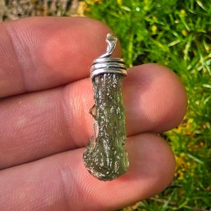 OBERUS, silver pendant with Czech Moldavite Ag 925