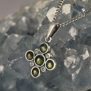 PRAGA, STŘEDOVĚKÝ STŘÍBRNÝ PŘÍVĚSEK, VLTAVÍN, AG 925/1000 - PŘÍVĚSKY - STŘÍBRNÉ ŠPERKY