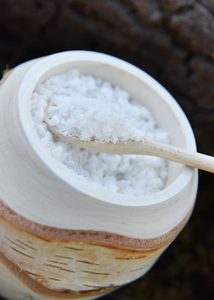 BŘEZOVÁ DÓZA NA SŮL A LŽÍCE - MISKY - STOLOVÁNÍ