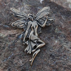VÍLA, AMULET, BRONZ - PŘÍVĚSKY - ŠPERKY