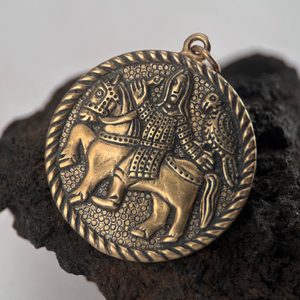 SOKOLNÍK VELKÁ MORAVA TALISMAN BRONZ - PŘÍVĚSKY - ŠPERKY