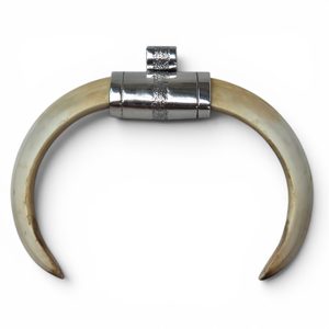NÁHRDELNÍK S KANČÍM KLEM VIKINGSKÉHO NÁČELNÍKA AG 925, 17G - PŘÍVĚSKY - STŘÍBRNÉ ŠPERKY