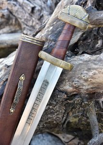 VIKINGSKÝ MEČ, IX. STOLETÍ, GNEZDOVO - VIKINSKÉ MEČE - ZBRANĚ