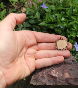 LADA, ŠPERK INSPIROVANÝ VELKOU MORAVOU, BRONZ - PERIDOT - PŘÍVĚSKY - ŠPERKY