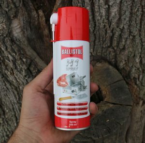 BALLISTOL H1 OLEJ PRO POTRAVINÁŘSKÝ PRŮMYSL, SPRAY 200 ML - PŘÍSLUŠENSTVÍ PRO MEČE, POCHVY{% if kategorie.adresa_nazvy[0] != zbozi.kategorie.nazev %} - MEČE, NOŽE, DÝKY, SEKERY, LUKY{% endif %}