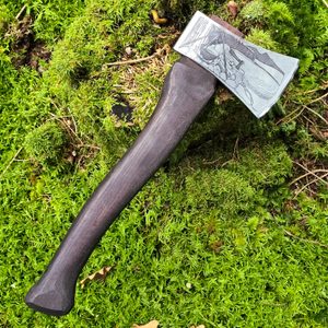 KANADSKÁ KOVANÁ SEKERA - BUSHCRAFT - SEKERY - ZBRANĚ