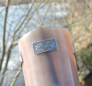 GUNNAR, VIKINGSKÝ KRÁLOVSKÝ KRAVSKÝ ROH, 0.4 L - ROHY NA PITÍ - STOLOVÁNÍ
