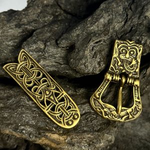 VIKINGSKÁ OPASKOVÁ SPONA A NÁKONČÍ - SPONY A KOVÁNÍ - SEDLÁŘSTVÍ