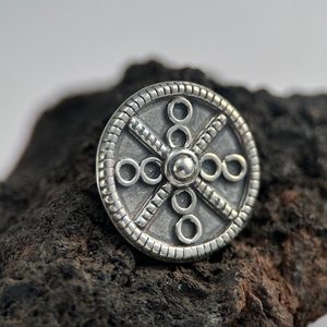 SLUNEČNÍ KRUH, OPPIDUM ZÁVIST, STŘÍBRNÝ PŘÍVĚSEK, AG 925 - PŘÍVĚSKY - STŘÍBRNÉ ŠPERKY