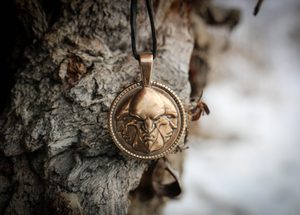TRIGLAV, SLOVANSKÝ AMULET BRONZ - PŘÍVĚSKY - ŠPERKY