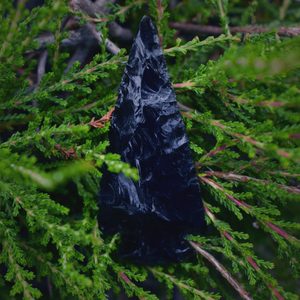 PAZOUREK, ČERNÝ OBSIDIÁN - MINERÁLY A HORNINY - HOME DECOR