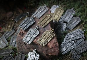 HUSITSKÁ PAVÉZA, PŘÍVĚŠEK STAROMOSAZ - VŠECHNY AMULETY, VLASTNÍ VÝROBA - ŠPERKY