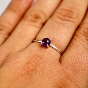 YENNEFER, PRSTEN, AMETYST STŘÍBRO 925/1000 - PRSTENY - STŘÍBRNÉ ŠPERKY