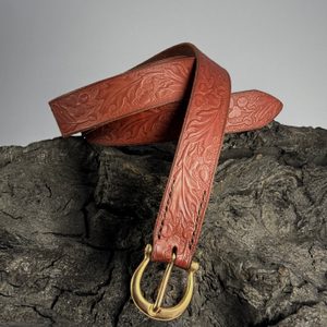 QUERCUS, KOŽENÝ OPASEK S DUBOVÝM DEKOREM HNĚDÝ, BRONZ - OPASKY Z KŮŽE - SEDLÁŘSTVÍ