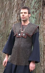 LORICA HAMATA, NÝTOVANÁ KROUŽKOVÁ ZBROJ, 6 MM, 150 CM × 80 CM - KROUŽKOVÁ ZBROJ - ZBROJE