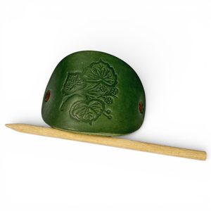 LÍPA, KOŽENÁ SPONA DO VLASŮ, ZELENÁ - KOŽENÉ ŠPERKY - SEDLÁŘSTVÍ