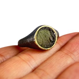 THEODORICUS STŘÍBRNÝ PRSTEN S VLTAVÍNEM, AG 925 - ŠPERKY S VLTAVÍNY - STŘÍBRNÉ ŠPERKY