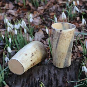 POHÁR Z KRAVSKÉHO ROHU 0,3 L - ROHY NA PITÍ - STOLOVÁNÍ