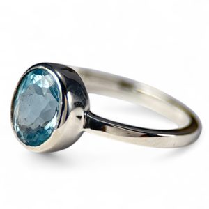 RIVA, PRSTEN, MODRÝ TOPAZ, STŘÍBRO 925/1000 - PRSTENY - STŘÍBRNÉ ŠPERKY