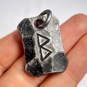BERKANO, KOVANÁ RUNA, AMULET - KOVANÉ ŠPERKY - ŠPERKY