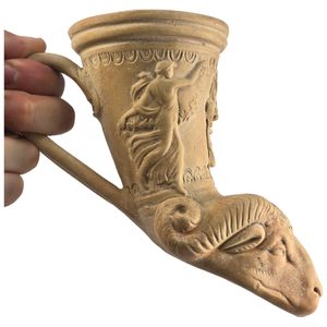 RHYTON - ANTICKÁ RITUÁLNÍ NÁDOBA, BERAN - HISTORICKÁ KERAMIKA - STOLOVÁNÍ