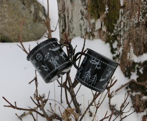 SÁMI LAPONSKÝ PLECHÁČEK, SMALTOVANÝ HRNEK - POHÁRY A HRNKY - HOME DECOR