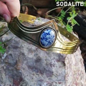 GRACIA - GOTICKÁ KORUNKA, MOSAZ, SODALIT NEBO LAPIS, 1 KÁMEN - KORUNKY - ŠPERKY