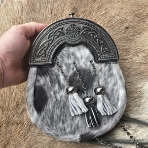 SKOTSKÝ SPORAN I S OPASKEM - BRAŠNY Z KŮŽE - SEDLÁŘSTVÍ