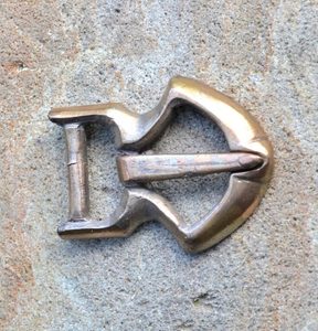 VIKINSKÁ PŘEZKA, BORRE, NORSKO, BRONZ - SPONY A KOVÁNÍ - SEDLÁŘSTVÍ