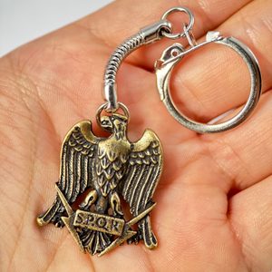 AQUILA, ŘÍMSKÁ ORLICE S.P.Q.R. KLÍČENKA, ZINEK STAROMOSAZ - KLÍČENKY Z KOVU - ŠPERKY