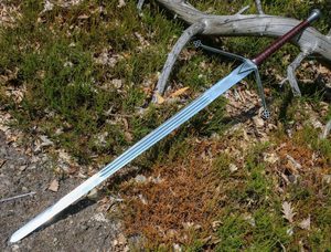 SKOTSKÝ MEČ. CLAYMORE, OBOURUČNÍ DLOUHÝ MEČ - SKOTSKÉ A IRSKÉ MEČE - ZBRANĚ