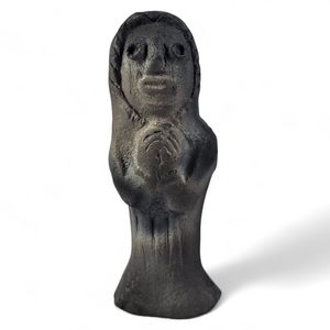 MODLÍCÍ SE MNICH, STŘEDOVĚKÁ FIGURKA - HISTORICKÁ KERAMIKA - STOLOVÁNÍ