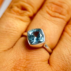 ARTCIC, PRSTEN, MODRÝ TOPAZ, STŘÍBRO 925/1000 - PRSTENY - STŘÍBRNÉ ŠPERKY