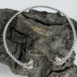 KELTSKÝ STŘÍBRNÝ TORQUES, BÝK, AG 925 - TORQUESY - STŘÍBRNÉ ŠPERKY