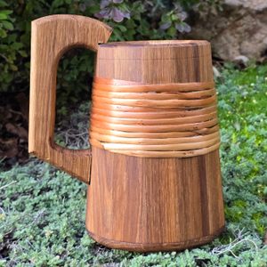 STŘEDOVĚKÝ DŘEVĚNÝ KORBEL - DOBOVÉ STOLOVÁNÍ - STOLOVÁNÍ