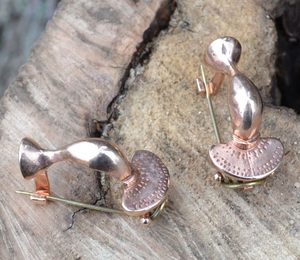 ŘÍMSKÁ LEGIONÁŘSKÁ SPONA Z MUŠOVA, BRONZ - BROŽE A KNOFLÍKY - ŠPERKY