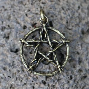 PENTAGRAM PŘÍVĚŠEK ZINEK, STAROMOSAZ - VŠECHNY AMULETY, VLASTNÍ VÝROBA - ŠPERKY