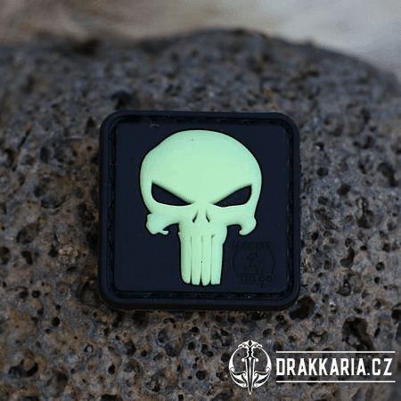 SVÍTICÍ PUNISHER NÁŠIVKA, 3D PVC