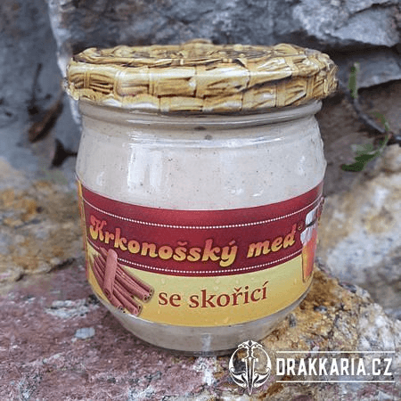 KRKONOŠSKÝ MED SE SKOŘICÍ 240G