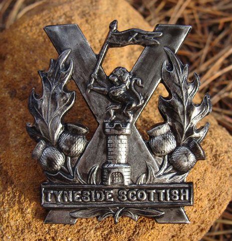 TYNESIDE SCOTTISH CAP BADGE