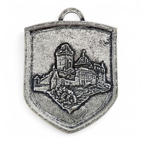 HRAD KARLŠTEJN, STŘEDOVĚKÝ ERB VE ŠTÍTU, ZINEK