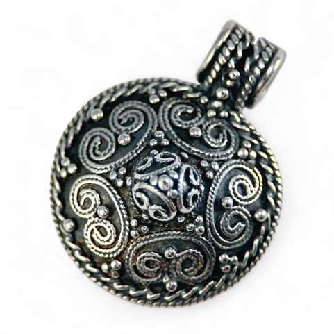 VIKINGSKÝ STŘÍBRNÝ PŘÍVĚSEK, STORA RYK, FÄRGELANDA, ŠVÉDSKO, AG 925 12G