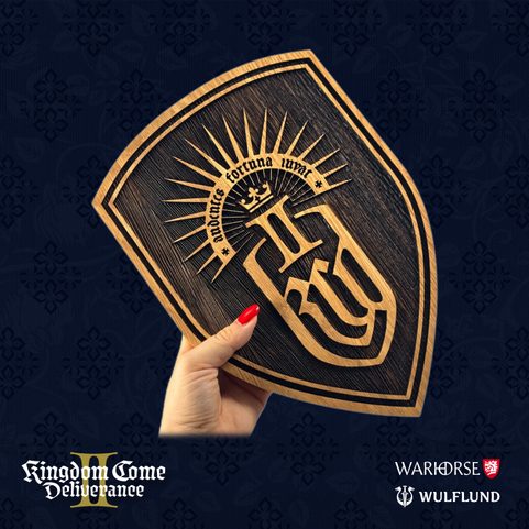 DŘEVĚNÝ ŠTÍT NA STĚNU, MALÝ, KINGDOM COME: DELIVERANCE 2